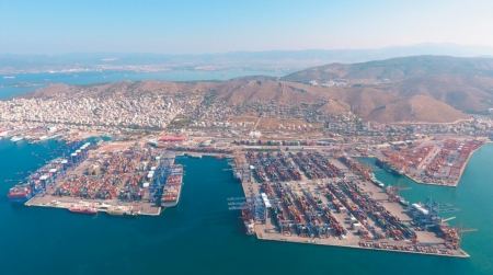ΣτΕ: Άμεση επανεκκίνηση των εργασιών εκβάθυνσης στο λιμάνι του Πειραιά