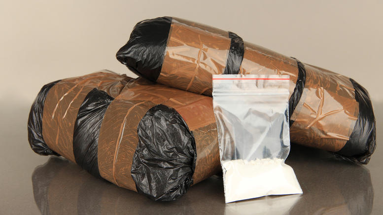 sunelifthi gnwstos athlitis gia emporio kokainis.w l | Lamianow.gr