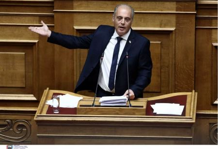 Κυριάκος Βελόπουλος: Είναι τραγικό να μην μπορούμε να μαζέψουμε 120 υπογραφές για την τραγωδία στα Τέμπη