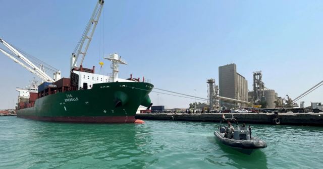 Χούθι: Ελληνόκτητο το ένα από τα τέσσερα πλοία που δέχτηκαν επίθεση