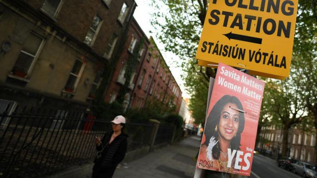 Διχασμένη η Ιρλανδία: Στις κάλπες σήμερα για τις αμβλώσεις