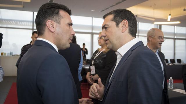 Τσίπρας και Ζάεφ συζητούν λύση στο όνομα με τις ευλογίες της ΕΕ