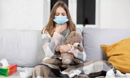 «Μέσα στον Φεβρουάριο η μείωση των κρουσμάτων γρίπης» - Τι λέει ο Μαγιορκίνης και για τις νέες μεταλλάξεις κορωνοϊού