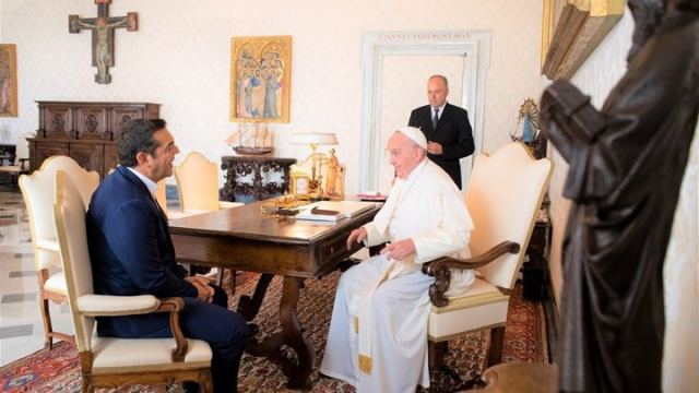 Η συνάντηση Πάπα με Τσίπρα στο Βατικανό - Τι συζήτησαν