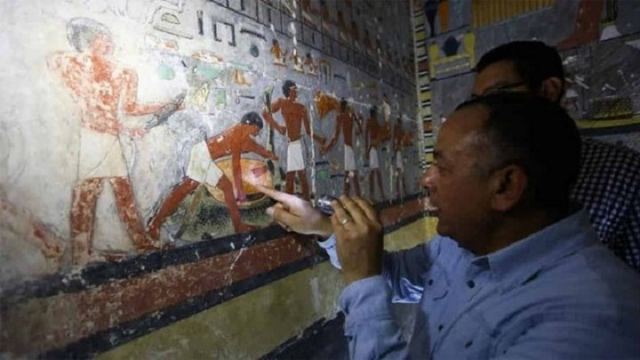 Σημαντική ανακάλυψη στην Αίγυπτο: Αρχαιολόγοι βρήκαν ταφικό θάλαμο 4.000 ετών