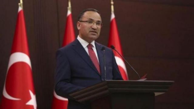 Επιμένει η Τουρκία για τη βραχονησίδα: «Ύψωσαν τη σημαία και εμείς την κατεβάσαμε»