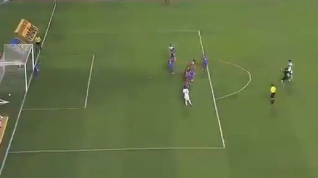 Εκπληκτικό γκολ από τον τερματοφύλακα της Σάο Πάολο (VIDEO)