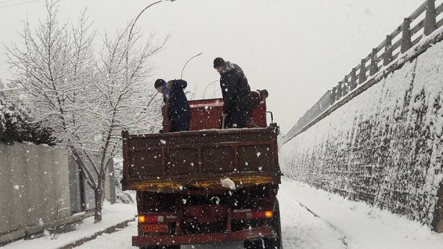 Στυλίδα: Τιμητική άδεια από τον Γκλέτσο στους εργαζόμενους για τον χιονιά