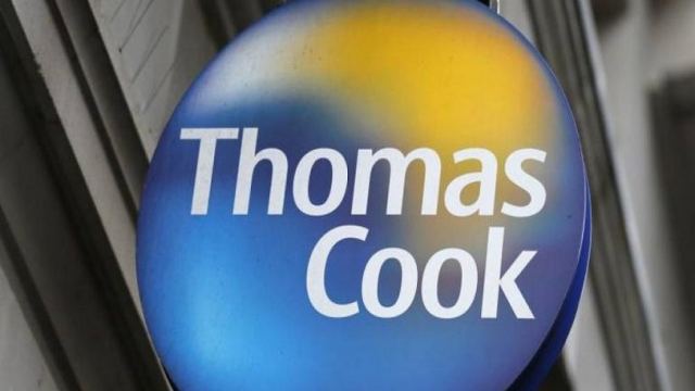 Στα πρόθυρα κατάρρευσης η εταιρεία Thomas Cook, στον «αέρα» 22.000 εργαζόμενοι και οι διακοπές 600.000 πελατών της