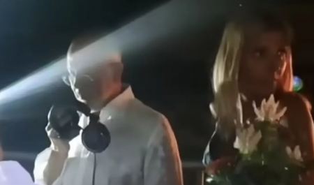 Ιταλός εκατομμυριούχος χώρισε την «άπιστη» μνηστή του στο πάρτι αρραβώνων του - Δείτε βίντεο