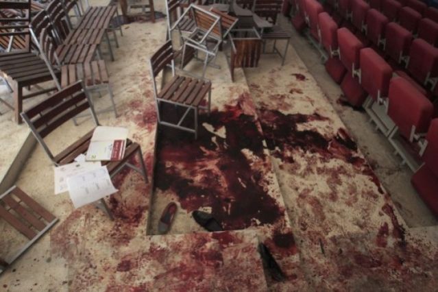 Συγκλονιστικές εικόνες από το σχολείο που έγινε το μακελειό – Η μαρτυρία μαθητή που σώθηκε και η θυσία της δασκάλας που έκαψαν ζωντανή