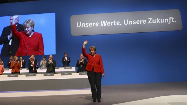 Ξανά στην ηγεσία του CDU η Μέρκελ με ποσοστό 89,5%