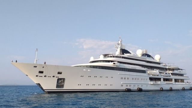 Στο λιμάνι της Κέρκυρας έδεσε η υπερπολυτελέστατη θαλαμηγός &quot;Katara&quot; Lurssen