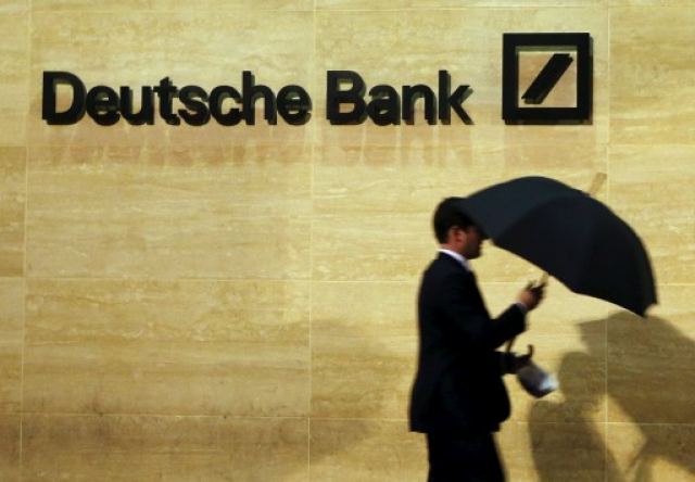 Ο κίνδυνος κατάρρευσης της Deutsche Bank – Γιατί βυθίζονται οι μετοχές της