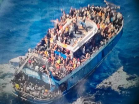 Ανακρίνονται 8 άτομα για το ναυάγιο στην Πύλο - Από 4.000 έως 6.000 ευρώ η ταρίφα για το δρομολόγιο της φρίκης