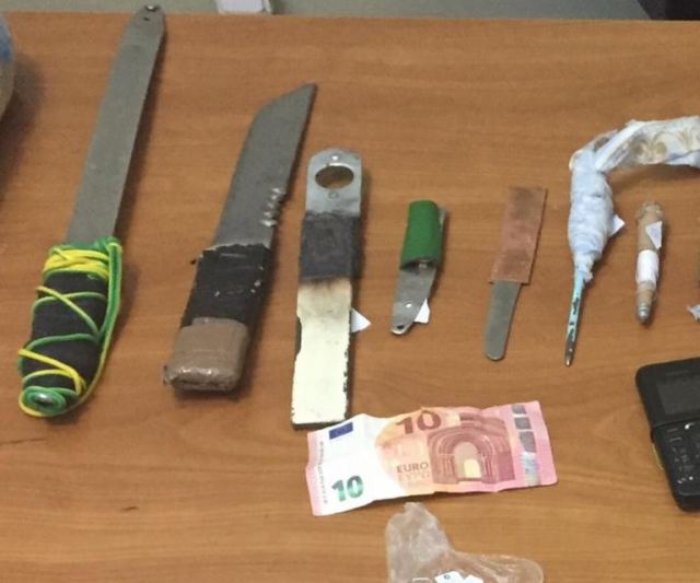 Νέα έφοδος της ΕΛΑΣ στις φυλακές Κορυδαλλού – Βρήκαν μαχαίρια και ναρκωτικά
