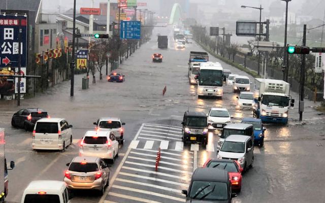 Δώδεκα οι νεκροί από τις πλημμύρες στην Ιαπωνία