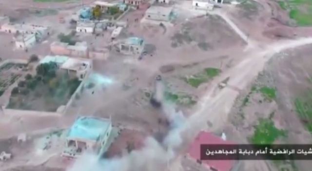 Ανατριχιαστικό βίντεο! Τζιχαντιστές βομβαρδίζουν Ιρανούς - Τρέχουν να ξεφύγουν