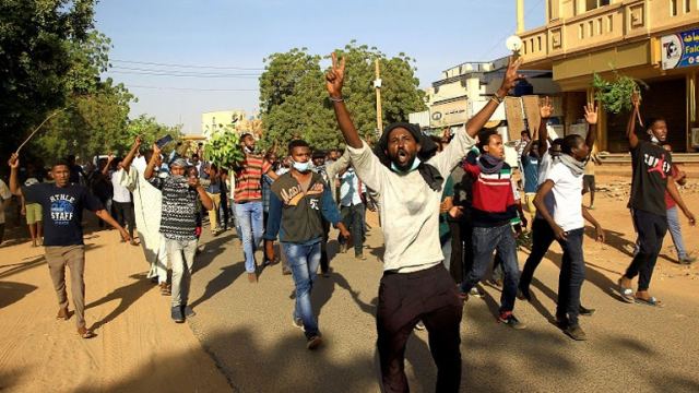 Σουδάν: Η αστυνομία έκανε χρήση δακρυγόνων εναντίον διαδηλωτών