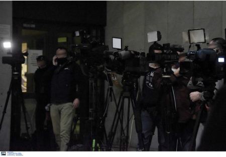 Κολωνός: Πρώτη σύλληψη μετά τα τέσσερα νέα εντάλματα - Αναζητούνται άλλοι τρεις