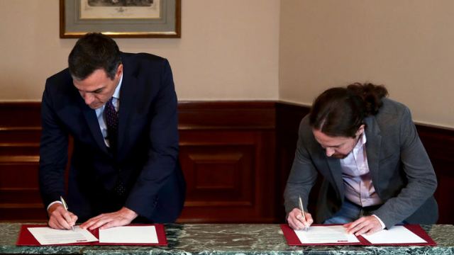 Ισπανία: Προκαταρκτική συμφωνία PSOE-Podemos για κυβέρνηση συνασπισμού