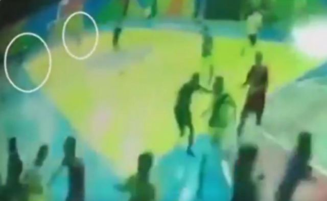 Σοκαριστικό video με πυροβολισμούς σε εκκλησιαστικό σχολείο! Τραυματίες τρεις μαθητές στη Βραζιλία