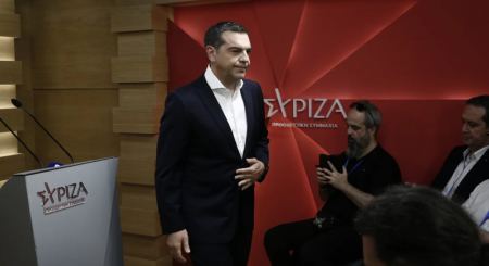 ΣΥΡΙΖΑ: Πότε θα ανοίξει τα χαρτιά του ο Τσίπρας - «Πόλεμος» προεδρικών - Ομπρέλας