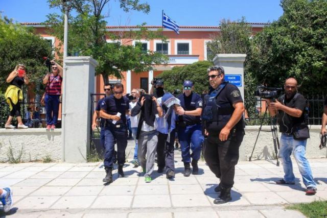 Έρχονται «καυτές» εξελίξεις για τους 8 Τούρκους – Απελευθέρωση από τις φυλακές και… αιτήσεις για άσυλο