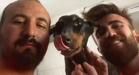 Τουρκία: Σκυλίτσα και τα κουτάβια της διασώθηκαν ένα μήνα μετά τον σεισμό (ΒΙΝΤΕΟ)