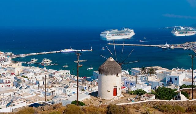 Grand Travel Awards: Η Ελλάδα Καλύτερος Τουριστικός Προορισμός του 2023