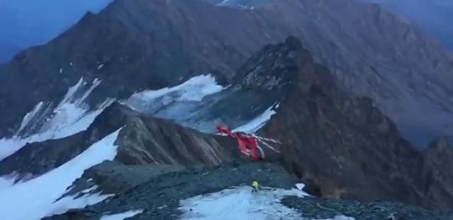 Τύχη βουνό: Ελικόπτερο διάσωσης συντρίβεται στις Άλπεις - Δείτε ΒΙΝΤΕΟ