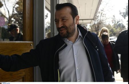 Κρίσιμη Πολιτική Γραμματεία στον ΣΥΡΙΖΑ μετά τη «θύελλα» που προκάλεσε το ερωτηματολόγιο του Κασσελάκη