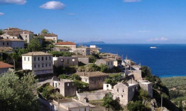 Συναγερμός! Η Αλβανία δημεύει τις περιουσίες των Ελλήνων στην Χειμάρρα