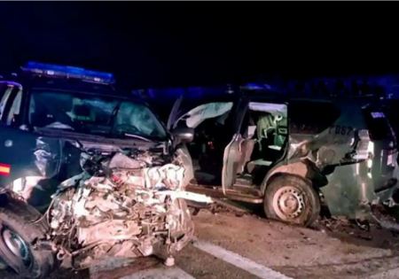 Φορτηγό έπεσε σε αστυνομικό μπλόκο στη Σεβίλλη - Έξι νεκροί