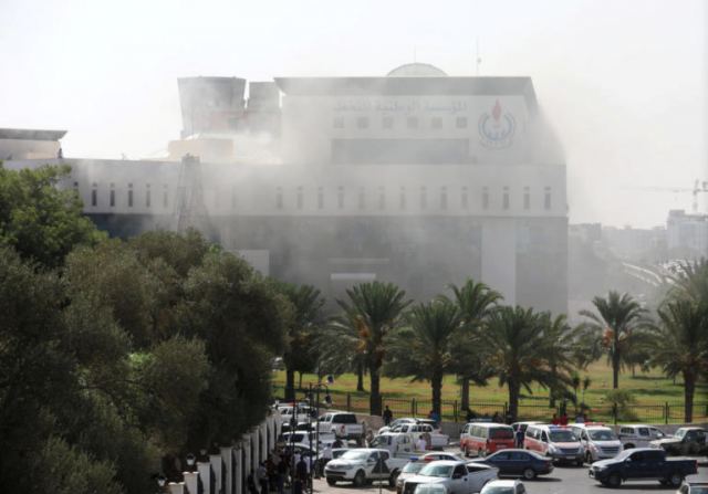 Λιβύη: Τέσσερις νεκροί και 10 τραυματίες από τρομοκρατική επίθεση στην κρατική εταιρεία πετρελαίου