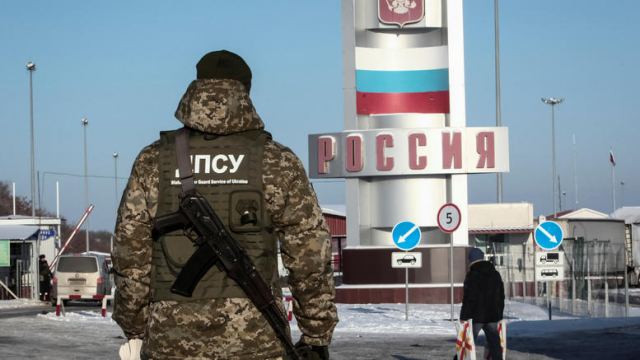 Η Ουκρανία κλείνει τα σύνορα σε όλους τους Ρώσους 18-60 ετών