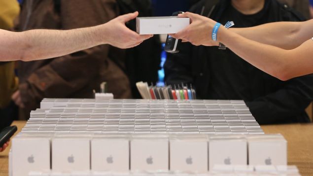 iPhone 6: Εκατομμύρια συσκευές πουλήθηκαν το Σαββατοκύριακο!