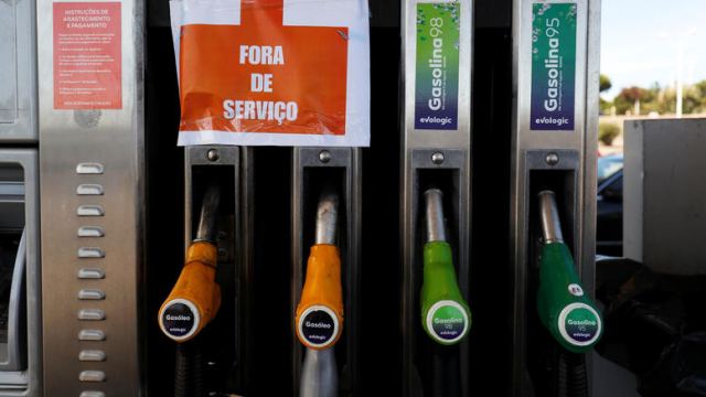 Πορτογαλία: Στέγνωσαν τα ντεπόζιτα, στην Ισπανία για καύσιμα