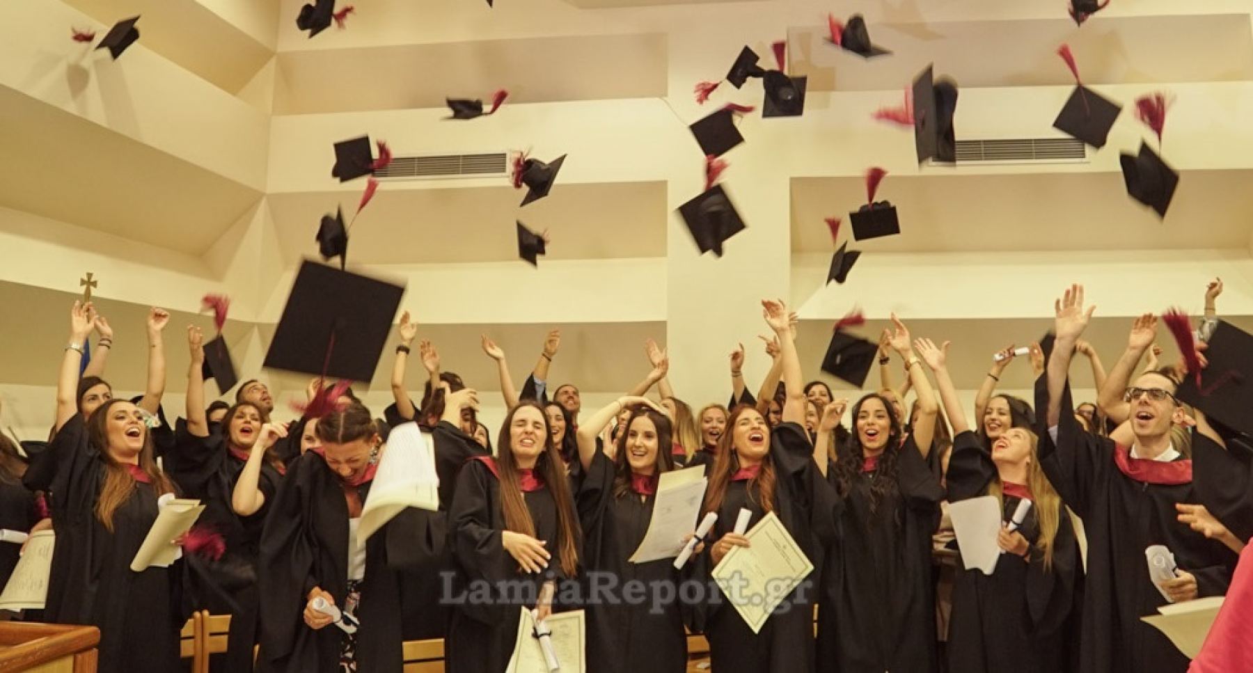 Λαμία: Δείτε ΦΩΤΟ από την τελετή αποφοίτησης στο Τμήμα Νοσηλευτικής του ΤΕΙ Στερεάς