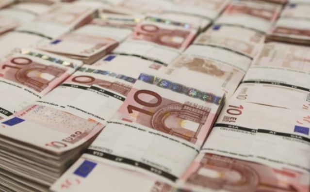 Αύξηση ρευστότητας προς τις ελληνικές τράπεζες κατά 1,4 δις από την ΕΚΤ