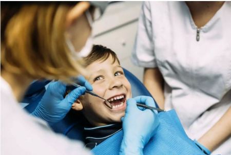 40 ευρώ για κάθε παιδί με το Dentist Pass - Τον Μάιο οι αιτήσεις