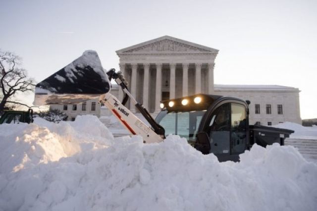 Snowzilla στις ΗΠΑ με 30 νεκρούς: Χιονοπόλεμος... Star Wars και η Ουάσινγκτον στον &quot;πάγο&quot;
