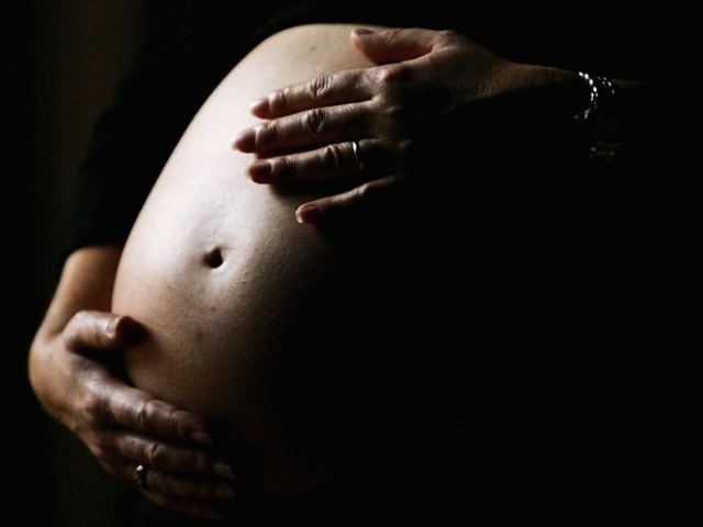Γυναίκα έμεινε έγκυος κάνοντας πρωκτικό σεξ