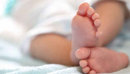 Κύκλωμα εμπορίας βρεφών: Ταυτοποιήθηκαν και φεύγουν με τους βιολογικούς τους γονείς 4 νεογέννητα