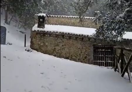 Ισπανία: Σφοδρό κύμα κακοκαιρίας πλήττει τη χώρα – Έφτασε το ένα μέτρο το χιόνι στη Μαγιόρκα