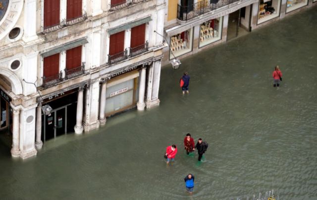 Πλημμύρες στη Σικελία: Εννιαμελής οικογένεια πνίγηκε μέσα στο σπίτι της! Συνολικά 10 οι νεκροί