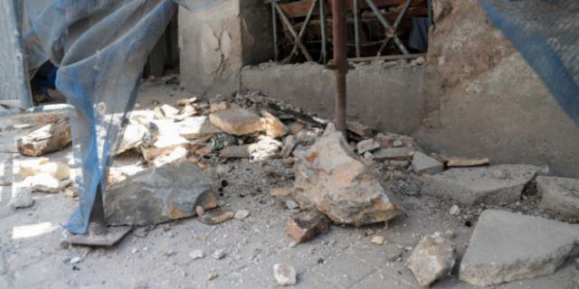 Σεισμός Μαγούλας: Τραυματίστηκε 8χρονος από πτώση καμινάδας
