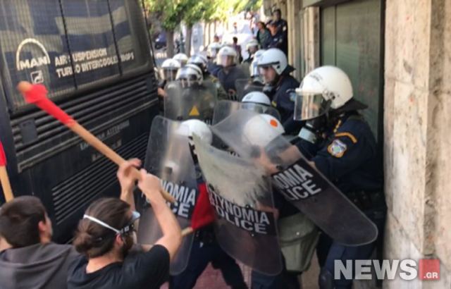 Ένταση στο φοιτητικό συλλαλητήριο στην Αθήνα