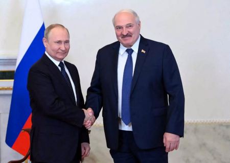 Μπαίνει στον πόλεμο στην Ουκρανία και η Λευκορωσία: Συμφωνία Πούτιν – Λουκασένκο