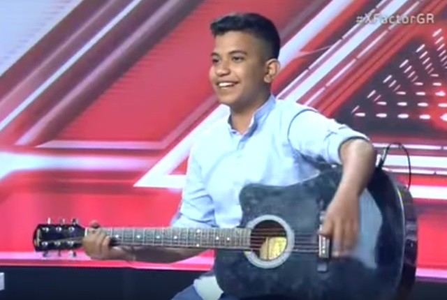 Ο 16χρονος που συστήθηκε ως «τσιγγανάκι» και έκανε όλο το X Factor να κλαίει
